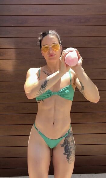 Kelly Matthews