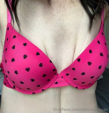 kenzieekisses