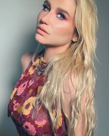 KeshaRose