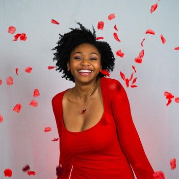 Kiana Nicole Washington