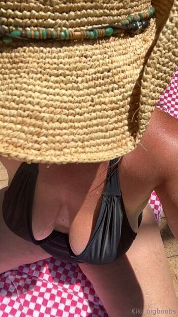 kiki_bigboobs