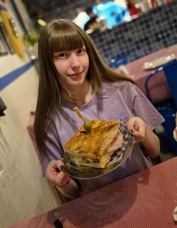 Kiki Glitter Cosplay