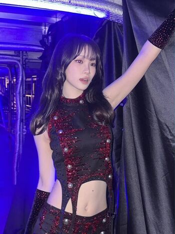 Kim Chaewon