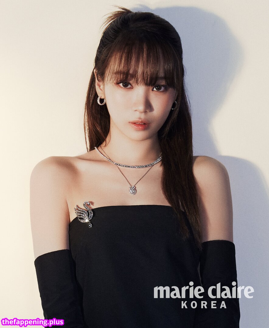 Kim Chaewon