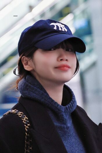 Kim Chaewon 김채원 [Le Sserafim]