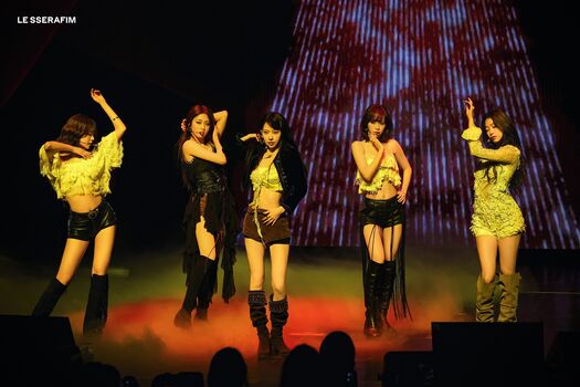 Kim Chaewon 김채원 [Le Sserafim]