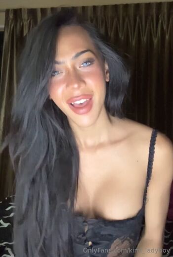 kimi_ladyboy