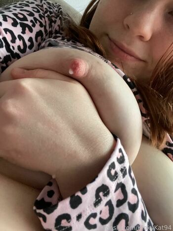 KinkyKat94