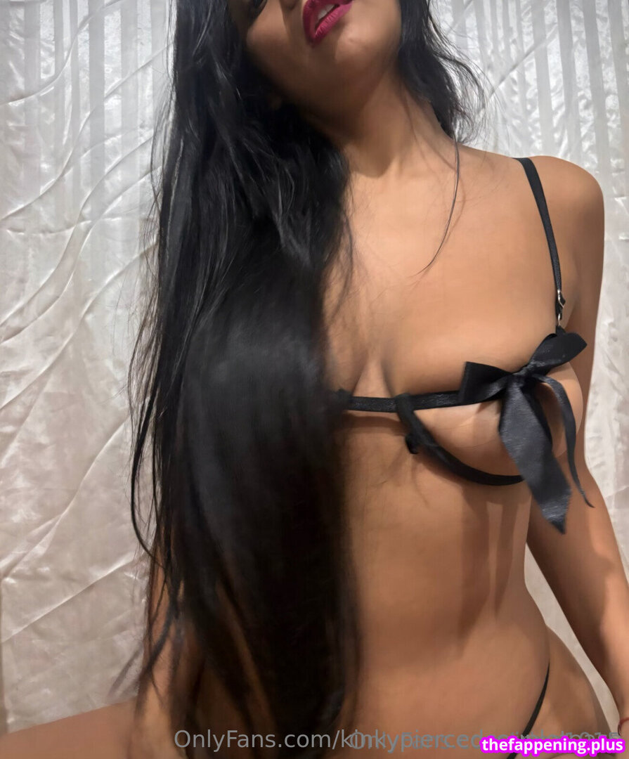 kinkypiercedcoupletease