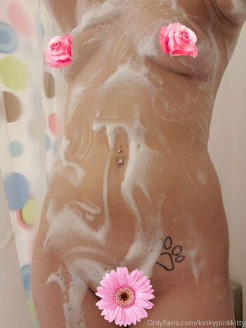 kinkypinkkitty