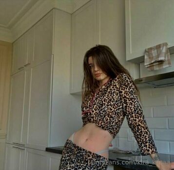 kira_kirraa