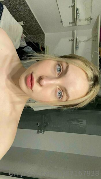 kira_kitsune