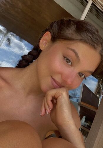 Kira Kosarin
