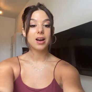 Kira Kosarin