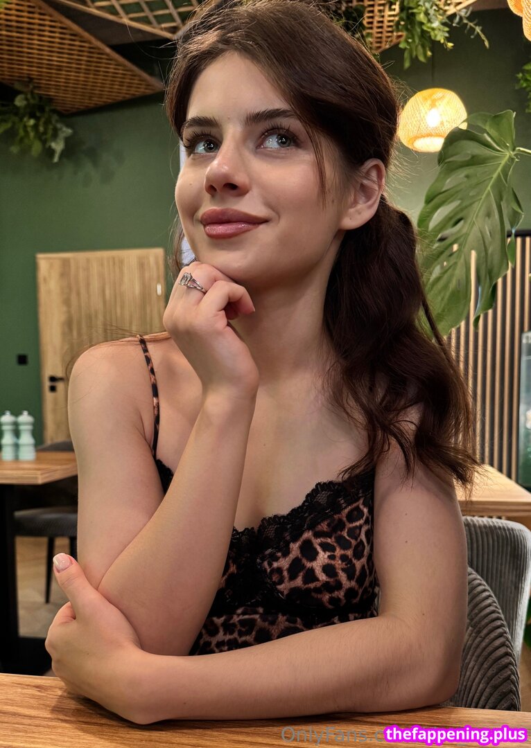 kira_monet
