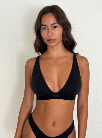 Kirra Santos