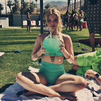 Kirsten Prout