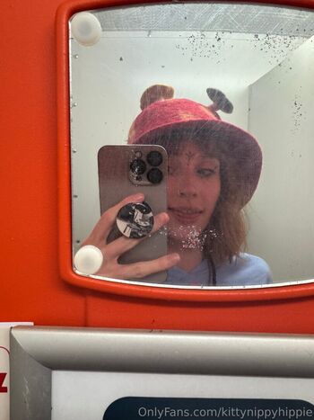 kittynippyhippie