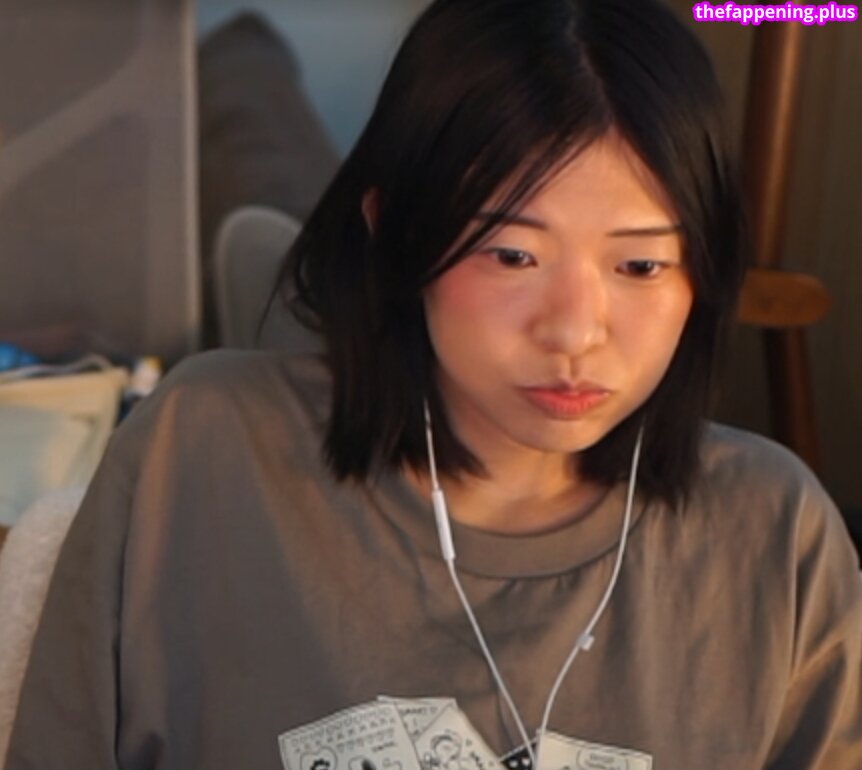 Kkatamina / Miyoung Nacktes OnlyFans Foto #328