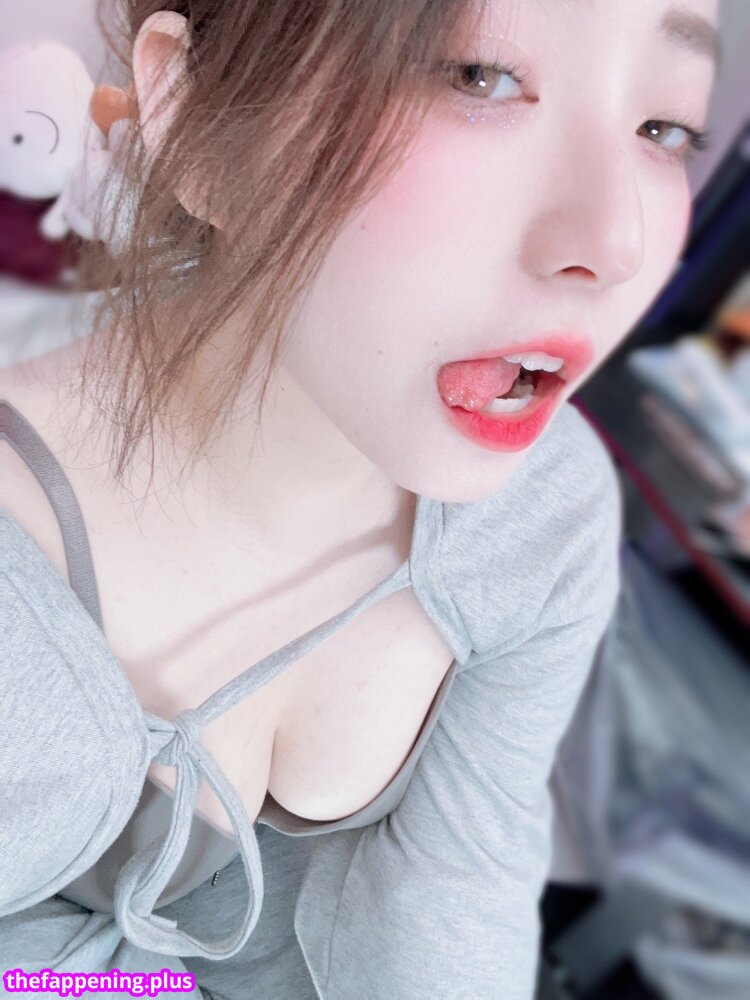 Kkoduengeo Naakte OnlyFans Foto #7