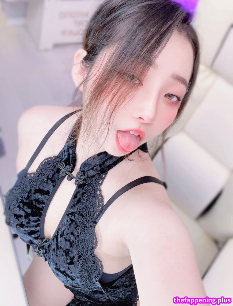 Kkoduengeo Fotografie OnlyFans Dezbrăcată #11