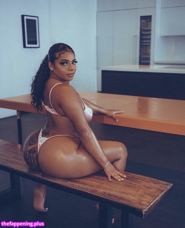 KKVSH / https: Photo OnlyFans Nu #33