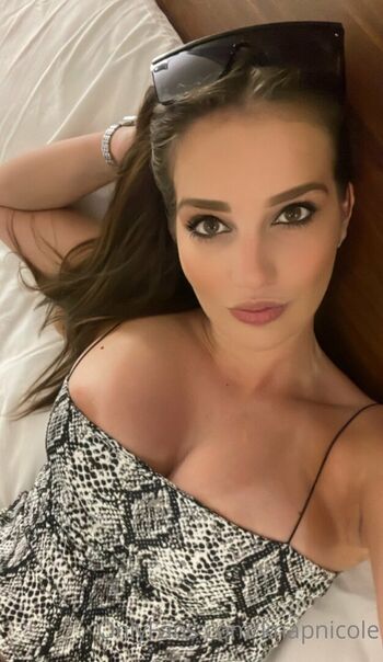 knapnicole