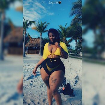 krissylovesroses