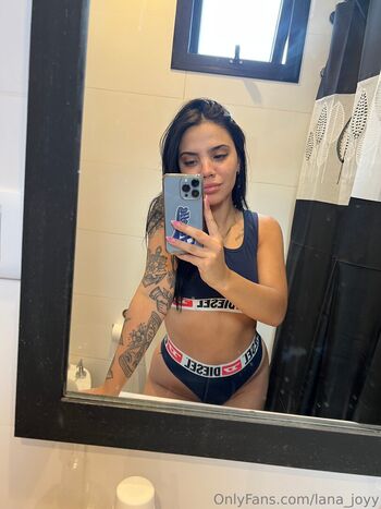 lana_joyy