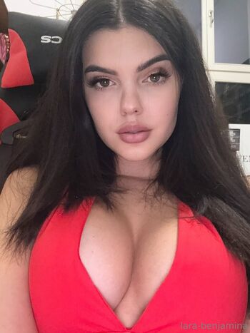 Lara Benjamina