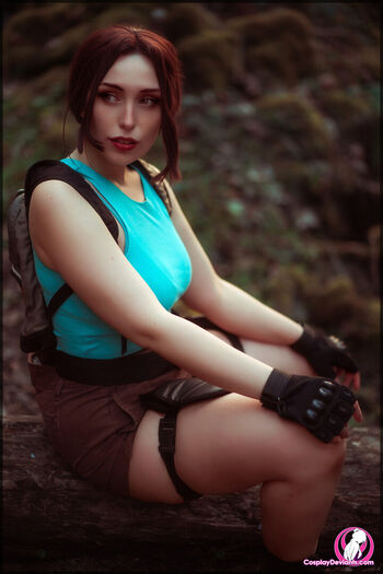 Lara Croft Cosplay
