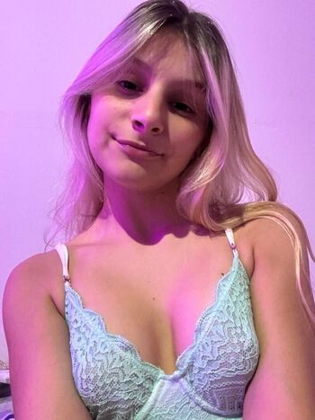 lara.cutiee
