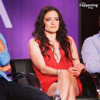 Lara Pulver