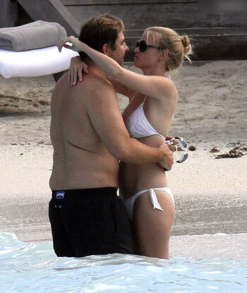 Lara Stone