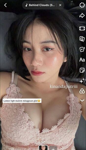Laras Kinanda Putri