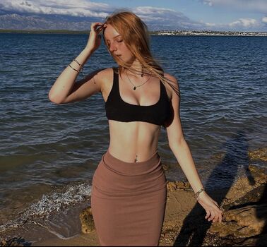 Larissa.775