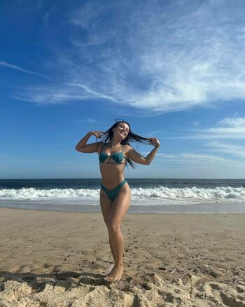 Larissa Manoela