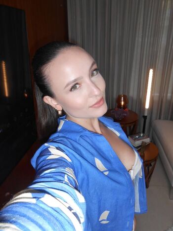 Larissa Manoela