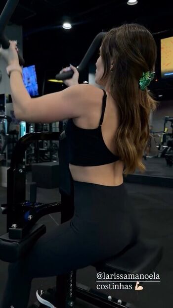 Larissa Manoela