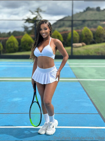 Larissa Silva (@larissa.siilva)