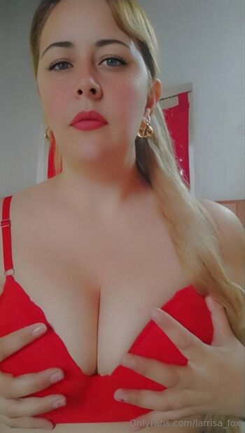 larrisa_fox