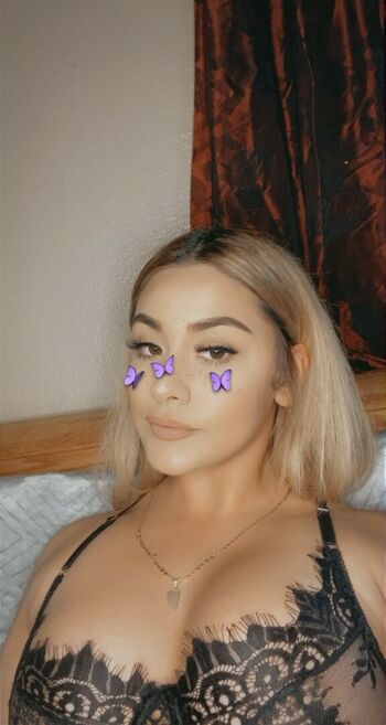 Latina California Girl