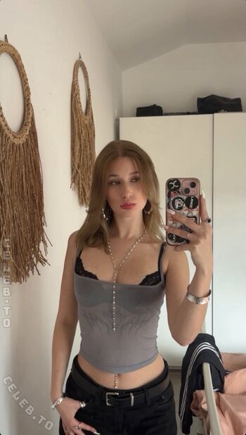 Laura.fltn
