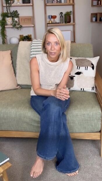 Laura Hamilton
