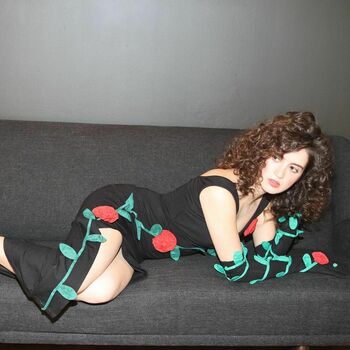 Laura Marano