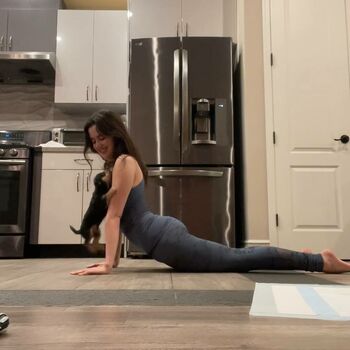 Laura Marano