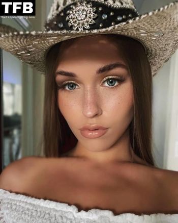 Laura Mueller