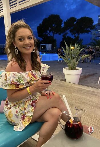 Laura Tobin