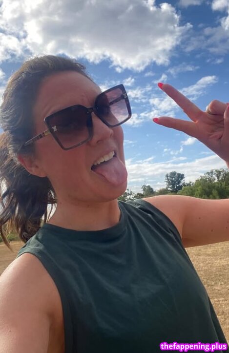 Laura Tobin