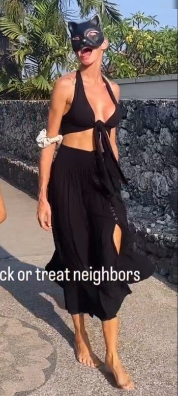 Laura Weyel